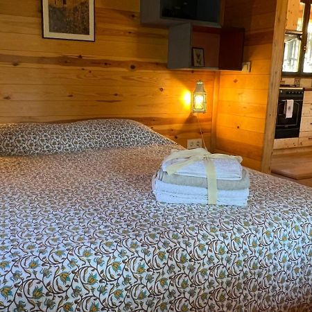 Amer Rustic Cabin In The Woods/Cabana En El Bosque מראה חיצוני תמונה